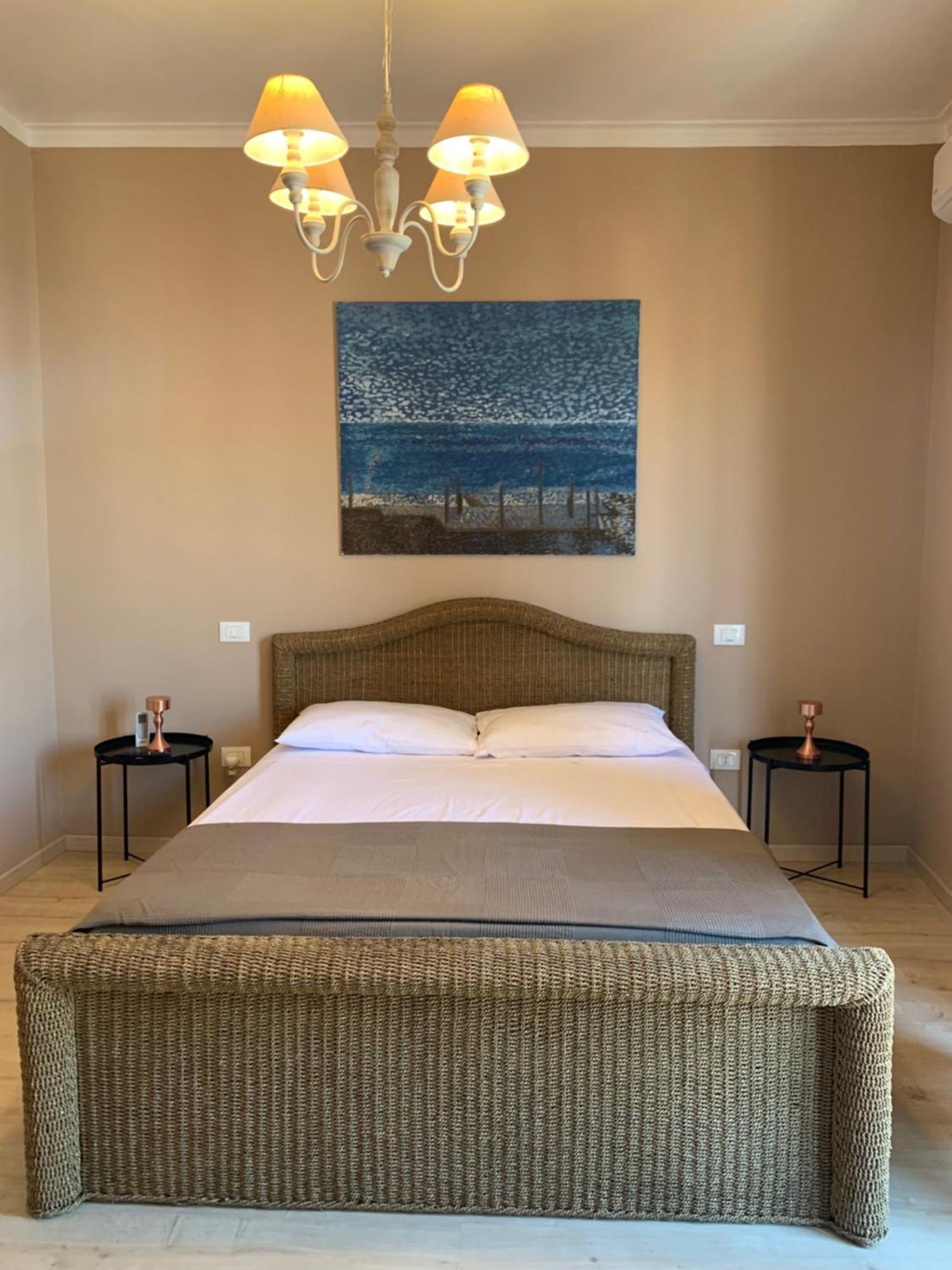 Appartement Atticogaribaldi à Catane Extérieur photo